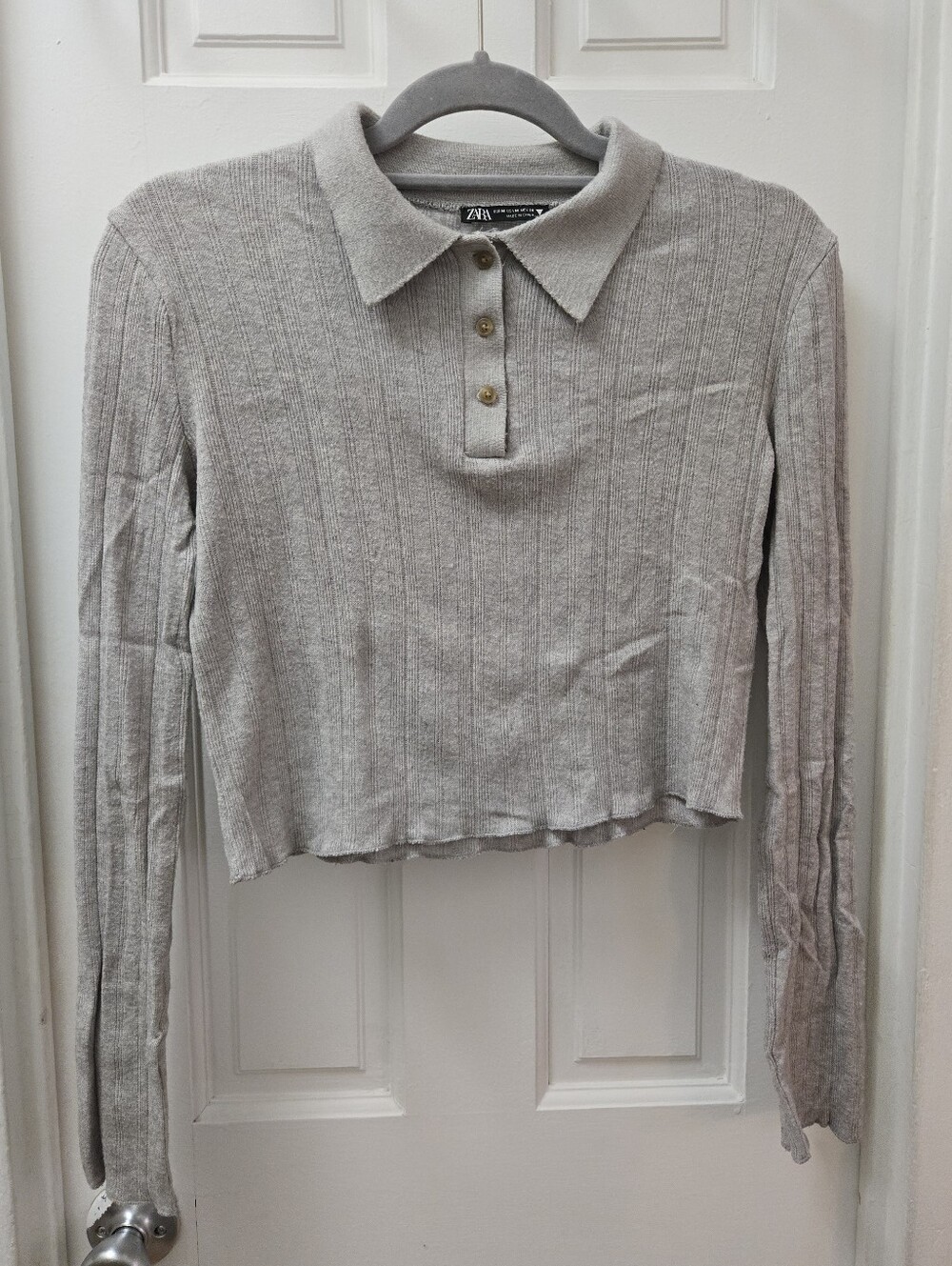ZARA Gray Collared Cropped Long Sleeve Top Medium